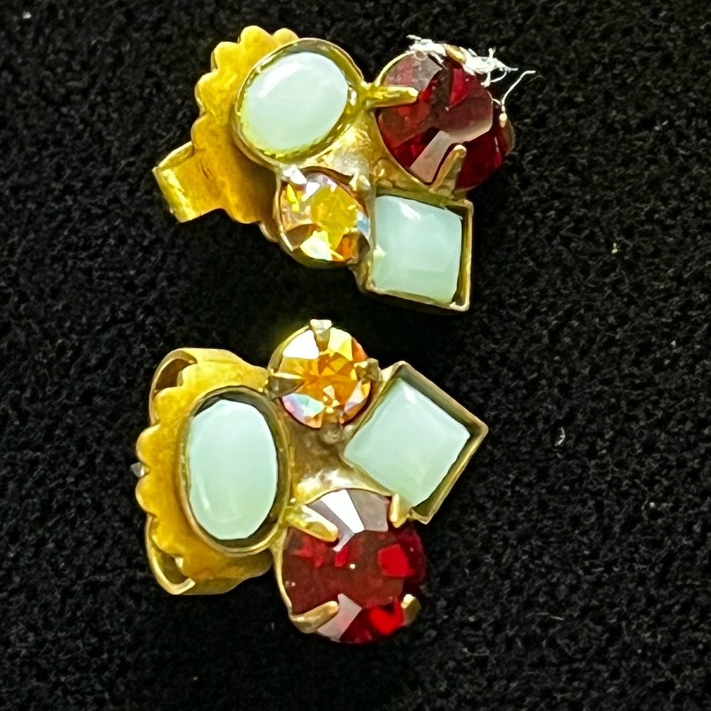 Sorrelli small cluster stud earrings, vintage